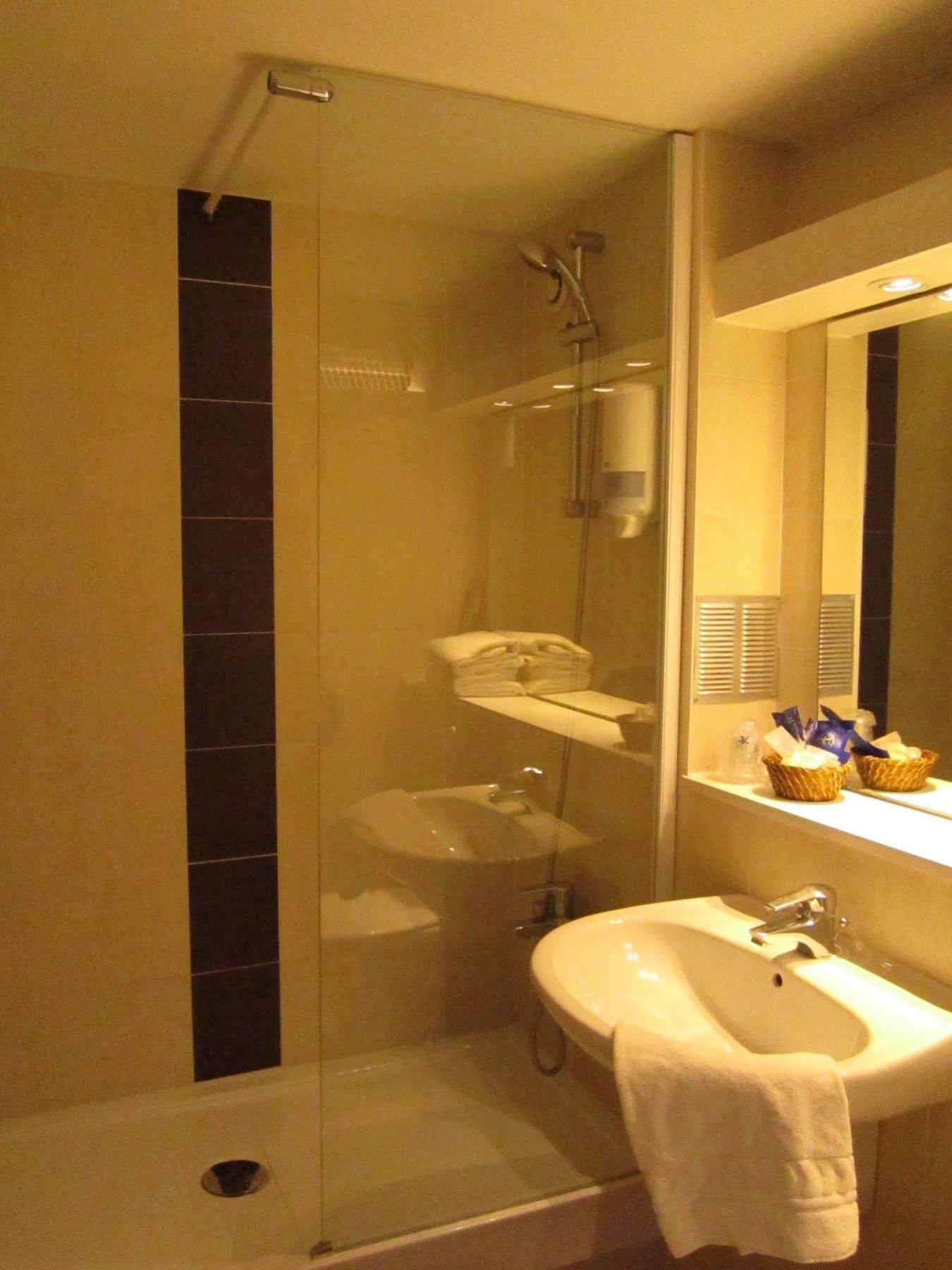 Greet Hotel Belleville En Beaujolais A6 Εξωτερικό φωτογραφία